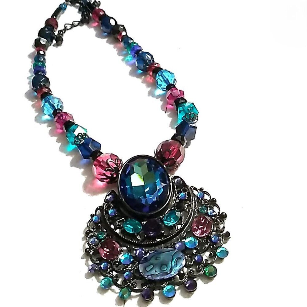 Chico's Necklace Multi-colored Faceted Crystal Beads Black Metal Rhinestone Pend